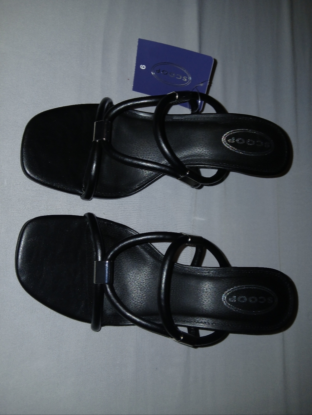 Scoop Black Slip On Pumps - Size 9